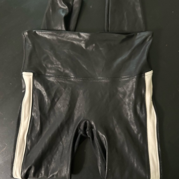 SPANX Faux Leather Striped Legging - Picture 2 of 4